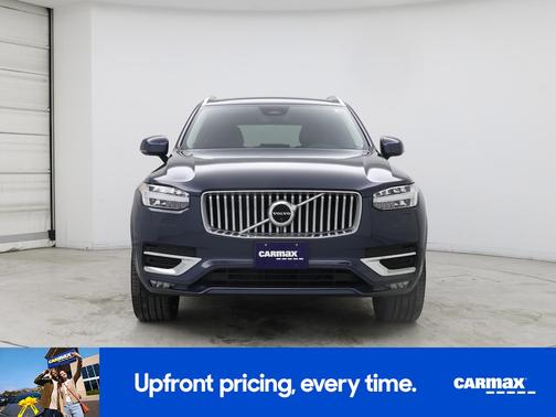 2023 Volvo XC90 B5 Plus