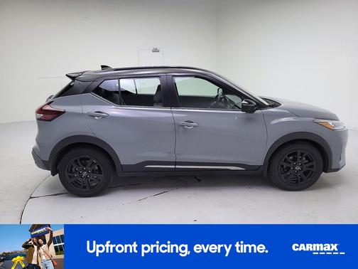 Gray 2023 Nissan Kicks SR