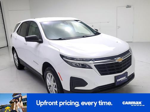 White 2022 Chevrolet Equinox LS