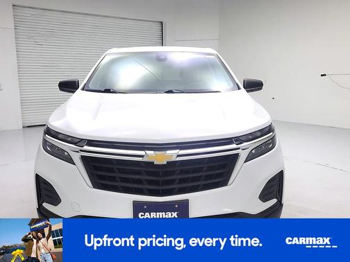 White 2022 Chevrolet Equinox LS