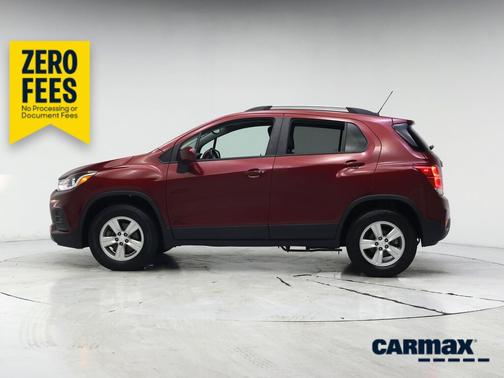 Red 2022 Chevrolet Trax LT