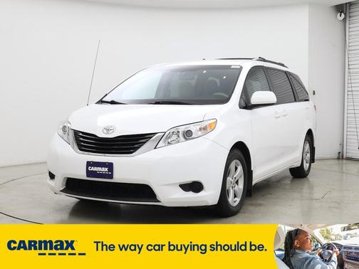 2014 Toyota Sienna LE