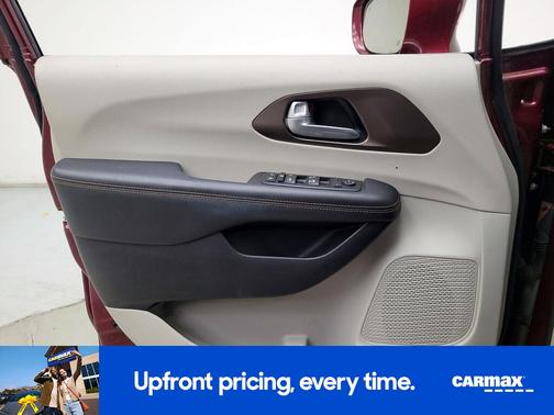 2017 Chrysler Pacifica Touring L