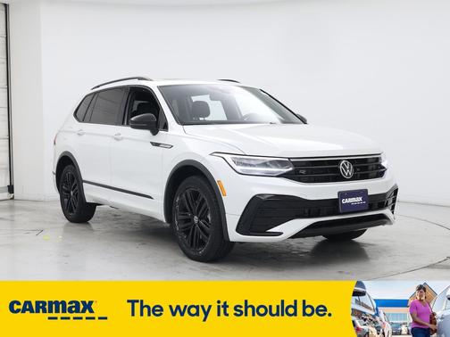 2022 Volkswagen Tiguan SE R-Line Black