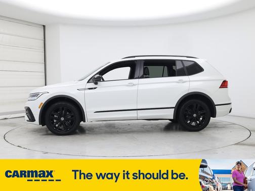 2022 Volkswagen Tiguan SE R-Line Black