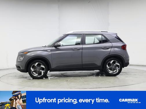 2022 Hyundai VENUE SEL