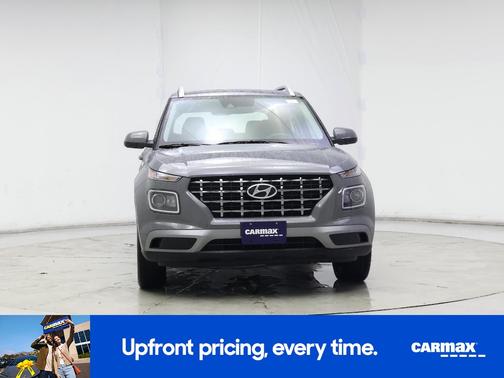 2022 Hyundai VENUE SEL