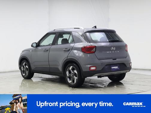 2022 Hyundai VENUE SEL