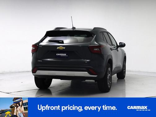 Green 2025 Chevrolet Trax LT