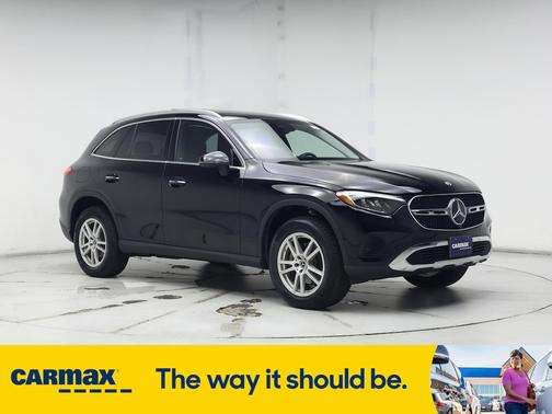 2023 Mercedes-Benz GLC 300
