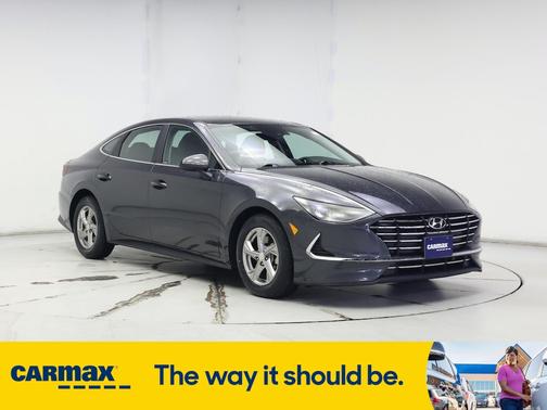 2022 Hyundai SONATA SE