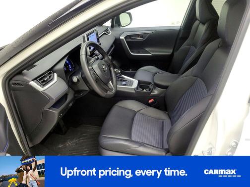 White 2021 Toyota RAV4 Hybrid XSE