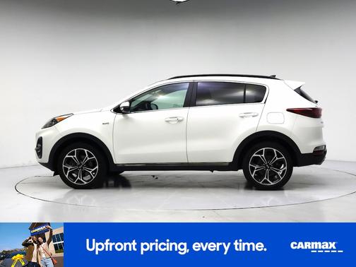 White 2022 Kia Sportage SX