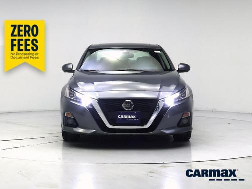Gray 2021 Nissan Altima Platinum