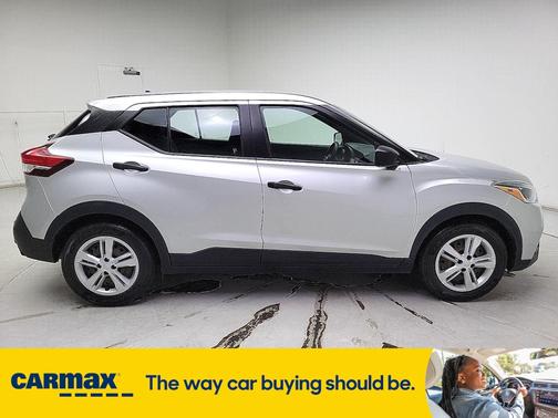 2020 Nissan Kicks S