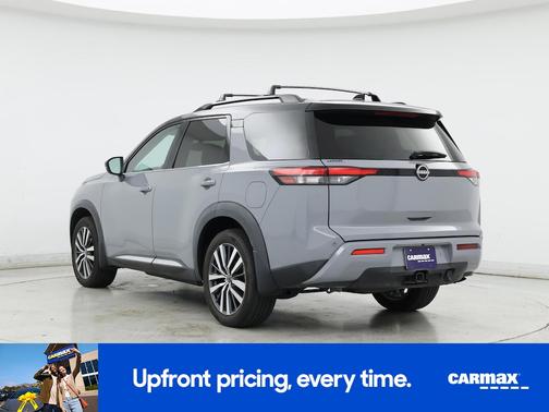 2022 Nissan Pathfinder Platinum