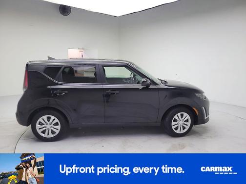 Black 2024 Kia Soul LX
