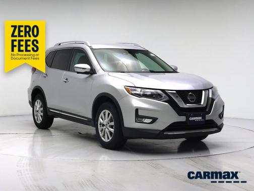 Gray 2017 Nissan Rogue SL