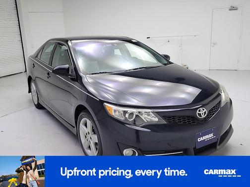 Blue 2014 Toyota Camry SE