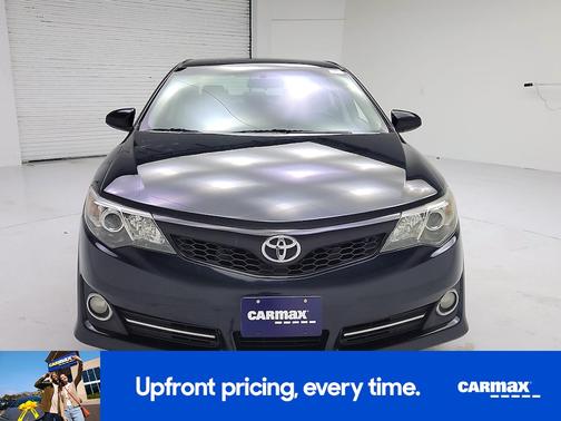 Blue 2014 Toyota Camry SE
