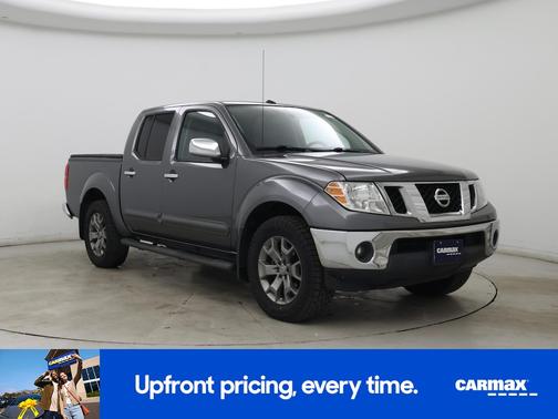 Gray 2019 Nissan Frontier SL