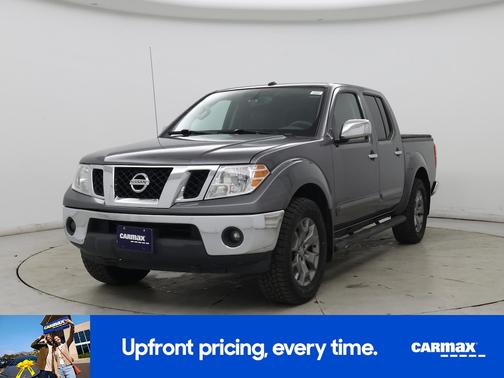 Gray 2019 Nissan Frontier SL