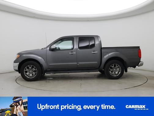 Gray 2019 Nissan Frontier SL