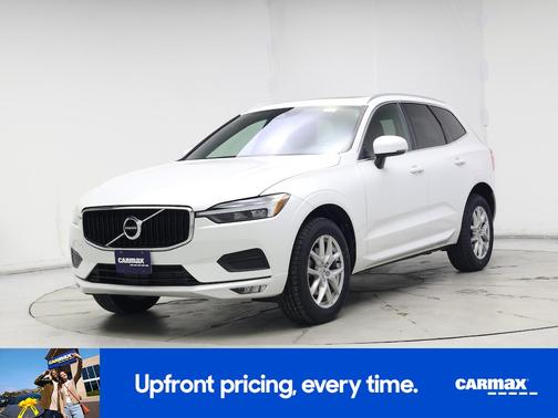 2021 Volvo XC60 T5 Momentum