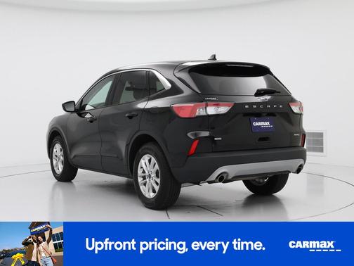 Black 2022 Ford Escape SE