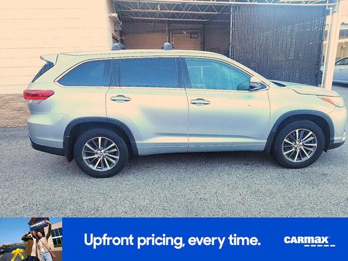 Silver 2018 Toyota Highlander XLE