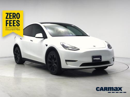 White 2023 Tesla Model Y Long Range