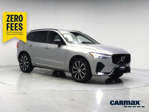 Gray 2023 Volvo XC60 B5 Plus Dark Theme
