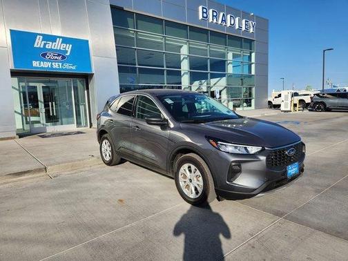 Gray Metallic 2024 Ford Escape Active