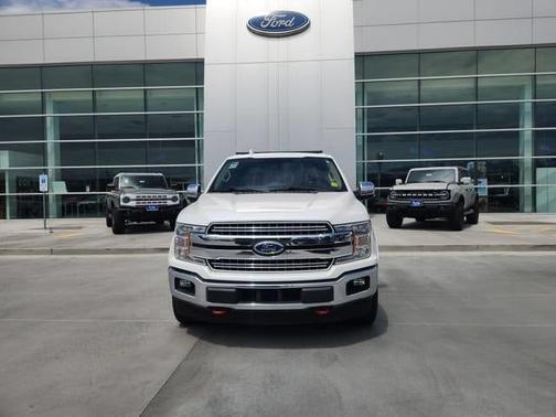 White Platinum Clearcoat Metallic 2018 Ford F-150 Lariat