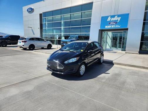 Shadow Black 2018 Ford Fiesta SE