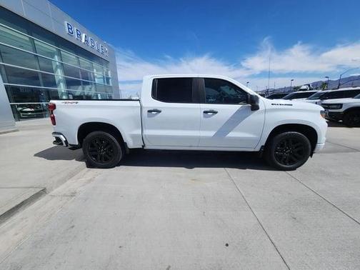 Summit White 2023 Chevrolet Silverado 1500 Custom