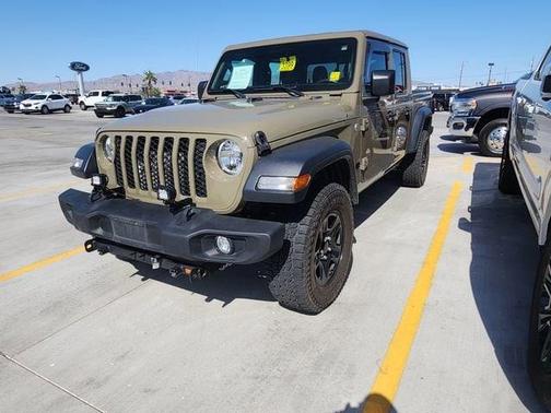 Gator Clearcoat 2020 Jeep Gladiator Sport