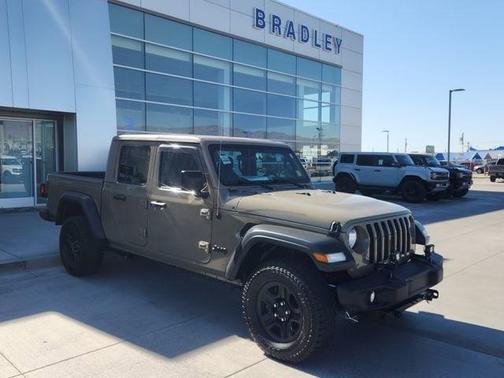 Gator Clearcoat 2020 Jeep Gladiator Sport