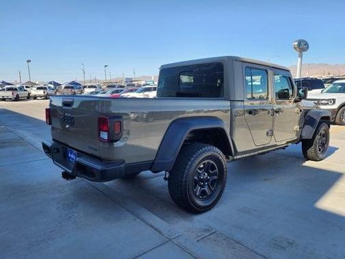 Gator Clearcoat 2020 Jeep Gladiator Sport