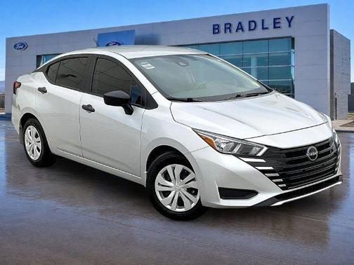 Brilliant Silver Metallic 2024 Nissan Versa S
