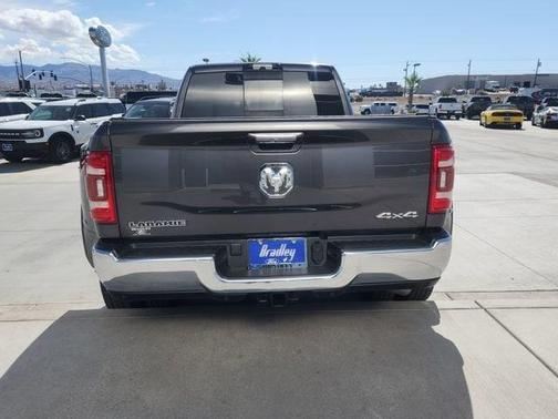Granite Crystal Clearcoat Metallic 2022 RAM 3500 Laramie