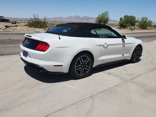 2019 Ford Mustang ECOBOOST PREMIUM