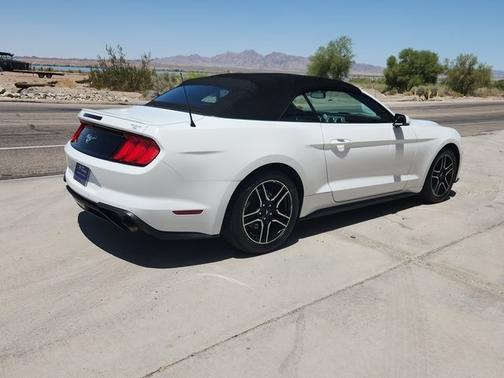 2019 Ford Mustang ECOBOOST PREMIUM