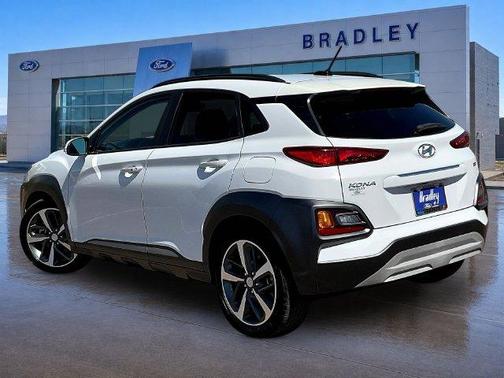 Chalk White 2018 Hyundai KONA Limited