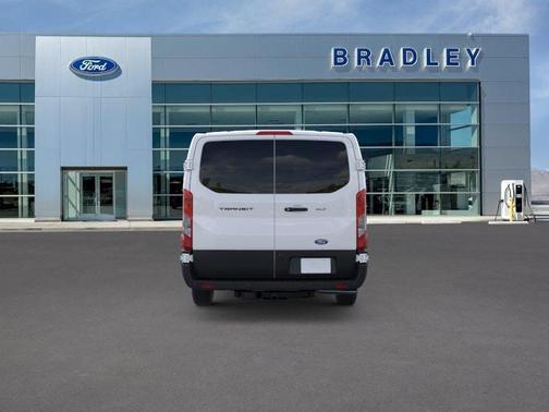 Oxford White 2026 Ford Transit-350