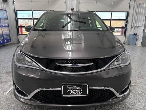 2020 Chrysler Pacifica Touring-L Plus
