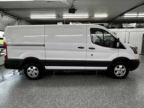 2018 Ford Transit-250 Base