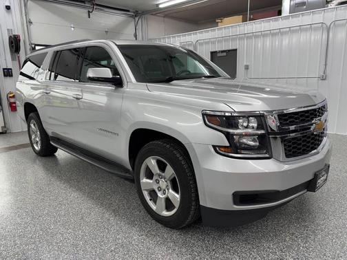 2016 Chevrolet Suburban LT