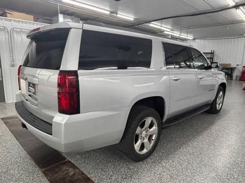 2016 Chevrolet Suburban LT