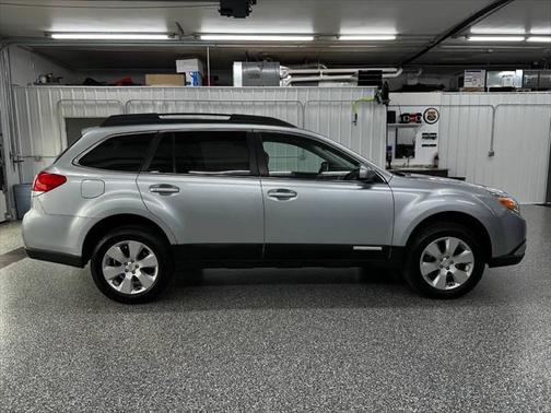 2012 Subaru Outback 2.5i Premium